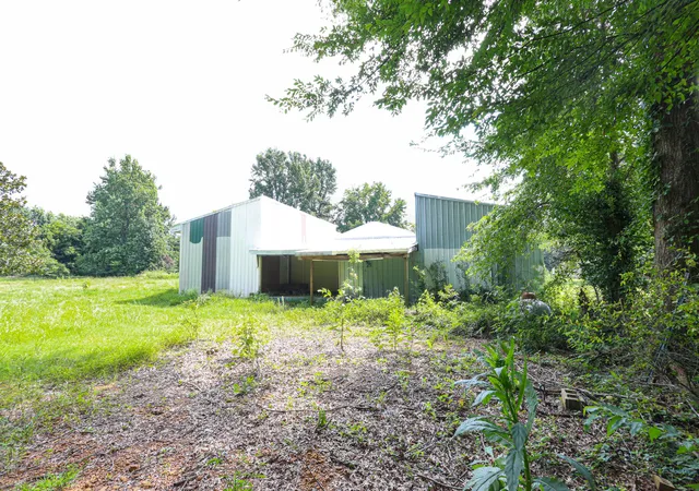 Photo 2 of Single family home for sale at 2345 Highway 564, Mayfield, KY 42066 | MLS# 26019538 | Listing updated on 2026-08-24