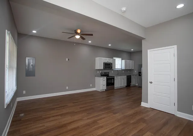 Photo 2 of Single family home for sale at 314 Hillcrest Ave, Lexington, KY 40505 | MLS# 26019659 | Listing updated on 2026-07-23