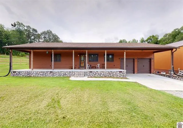 Single family home for sale at 805 Coon Chapel Rd, Smithland, KY 42081 | MLS# 26019724