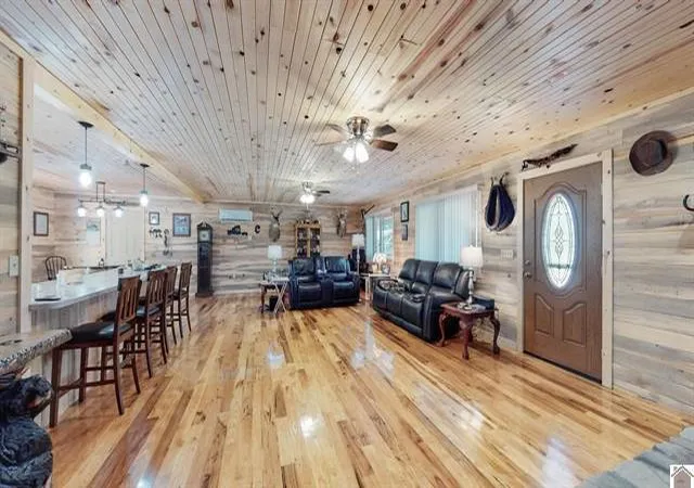Photo 2 of Single family home for sale at 805 Coon Chapel Rd, Smithland, KY 42081 | MLS# 26019724 | Listing updated on 2026-08-07