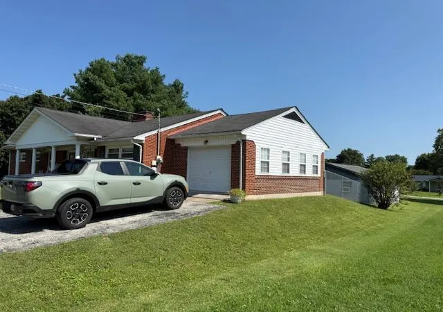 Photo 3 of Single family home for sale at 143 Park Ave, Monticello, KY 42633 | MLS# 26019613 | Listing updated on 2026-07-23