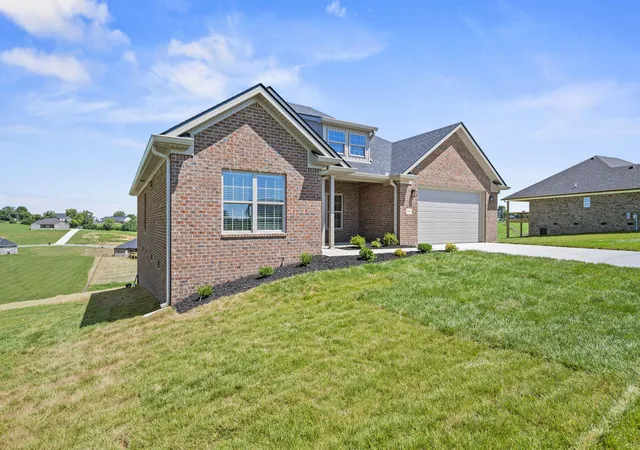 Photo 2 of Single family home for sale at 110 Cabela Dr, Richmond, KY 40475 | MLS# 26019601 | Listing updated on 2026-09-14