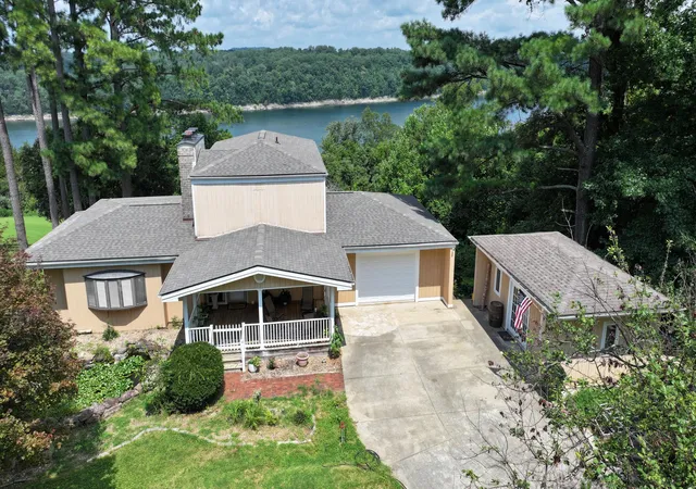 Photo 1 of Single family home for sale at 202 Peaceful Cvs Ln, Monticello, KY 42633 | MLS# 26019876 | Listing updated on 2026-10-29