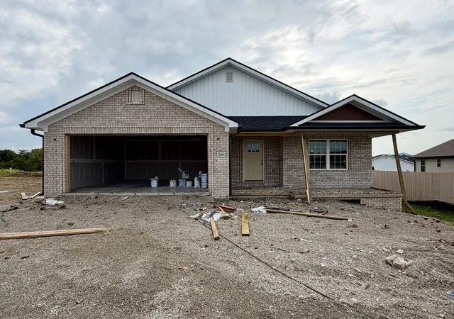 Photo 2 of Sale Pending at 266 Stoney Crk Way, Berea, KY 40403 | MLS# 26019847 | Listing updated on 2026-09-01