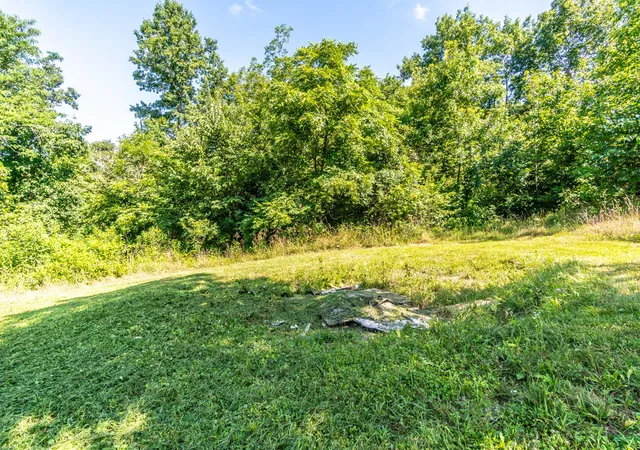 Photo 4 of Single family home for sale at 13081 Seaville Rd, Harrodsburg, KY 40330 | MLS# 26021872 | Listing updated on 2026-08-13