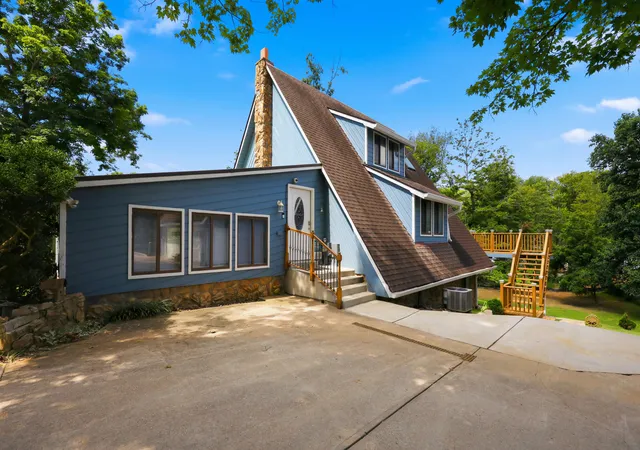Photo 1 of Single family home for sale at 197 Sunset Lodge Rd, Lancaster, KY 40444 | MLS# 26019694 | Listing updated on 2026-07-24