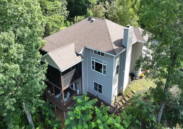 Photo 3 of Single family home for sale at 378 Harbor Dr, Cadiz, KY 42211 | MLS# 26019654 | Listing updated on 2026-07-25