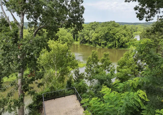 Photo 4 of Single family home for sale at 378 Harbor Dr, Cadiz, KY 42211 | MLS# 26019654 | Listing updated on 2026-07-25
