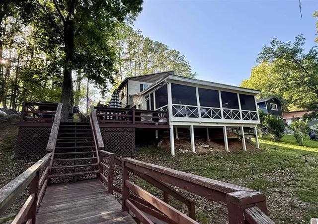 Photo 2 of Sale Pending at 318 Horseshoe Dr, Cadiz, KY 42211 | MLS# 26019648 | Listing updated on 2026-08-17