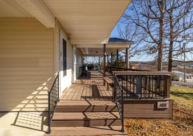 Photo 4 of Sale Pending at 400 Cambridge Shrs Dr, Gilbertsville, KY 42044 | MLS# 26019737 | Listing updated on 2026-07-24