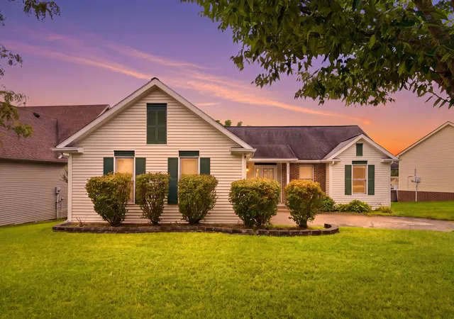 Photo 1 of Single family home for sale at 300 Lakeshore Cir, Georgetown, KY 40324 | MLS# 26020355 | Listing updated on 2026-09-28