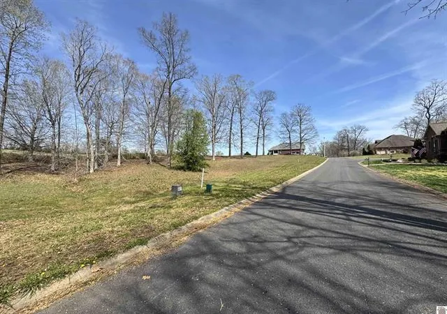 Photo 1 of Land for sale at Lot 8 Comanche Dr, Cadiz, KY 42211 | MLS# 26021402 | Listing updated on 2026-10-13