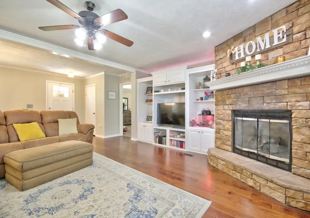 Photo 4 of Sale Pending at 1838 Chaney Ridge Rd, London, KY 40741 | MLS# 26019855 | Listing updated on 2026-09-03