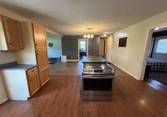 Photo 3 of Single family home for sale at 17140 Froghop Rd, Hopkinsville, KY 42240 | MLS# 26020556 | Listing updated on 2026-09-03