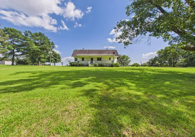 Photo 1 of Sale Pending at 2610 Ky 564, Mayfield, KY 42066 | MLS# 26019760 | Listing updated on 2026-09-08