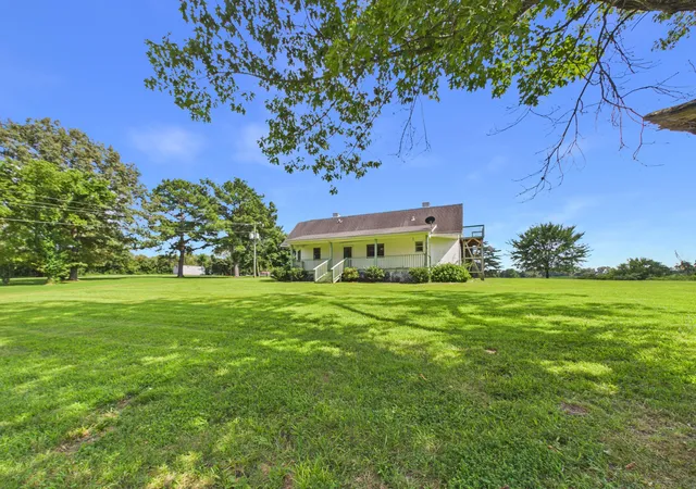 Photo 2 of Sale Pending at 2610 Ky 564, Mayfield, KY 42066 | MLS# 26019760 | Listing updated on 2026-09-08