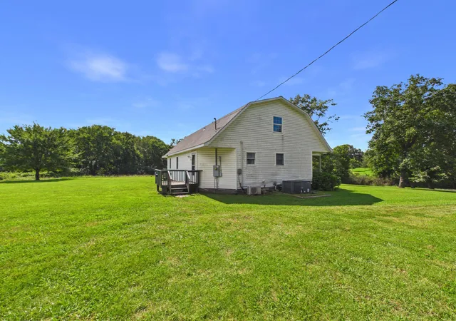 Photo 3 of Sale Pending at 2610 Ky 564, Mayfield, KY 42066 | MLS# 26019760 | Listing updated on 2026-09-08