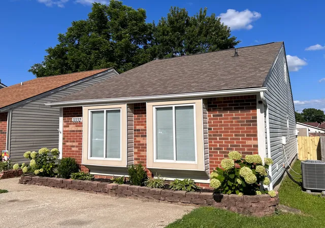 Photo 2 of Sale Pending at 3332 Fox Tr Rd, Lexington, KY 40515 | MLS# 26019814 | Listing updated on 2026-10-13