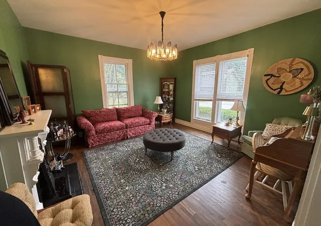 Photo 3 of Single family home for sale at 125 E Campbell St, Frankfort, KY 40601 | MLS# 26019744 | Listing updated on 2026-09-05