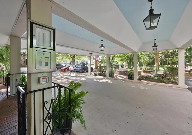 Photo 3 of Condo for sale at 101 S Hanover Ave #5B, Lexington, KY 40502 | MLS# 26019887 | Listing updated on 2026-08-14