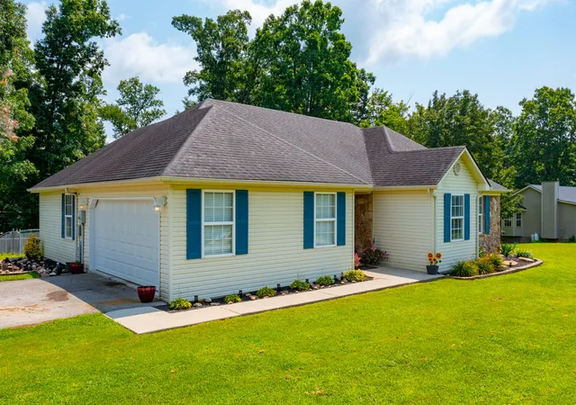 Photo 3 of Sale Pending at 55 Dogwood Ct, Sandgap, KY 40481 | MLS# 26019815 | Listing updated on 2026-09-12