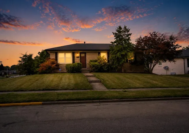 Photo 1 of Sale Pending at 2229 Sandra Ct, Lexington, KY 40504 | MLS# 26020290 | Listing updated on 2026-10-13
