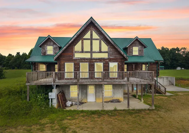 Photo 2 of Sale Pending at 550 Bowman Ridge Rd, Morehead, KY 40351 | MLS# 26019857 | Listing updated on 2026-08-27