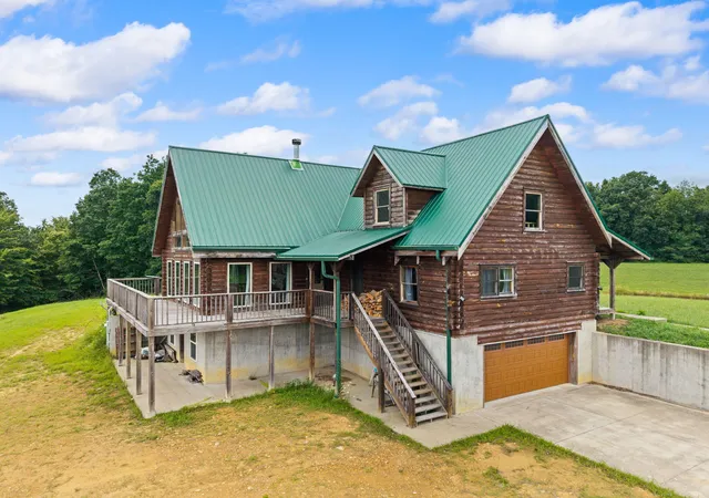 Photo 3 of Sale Pending at 550 Bowman Ridge Rd, Morehead, KY 40351 | MLS# 26019857 | Listing updated on 2026-08-27