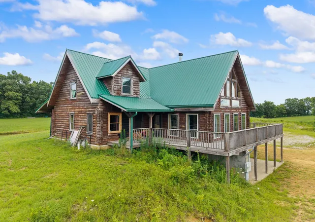 Photo 4 of Sale Pending at 550 Bowman Ridge Rd, Morehead, KY 40351 | MLS# 26019857 | Listing updated on 2026-08-27