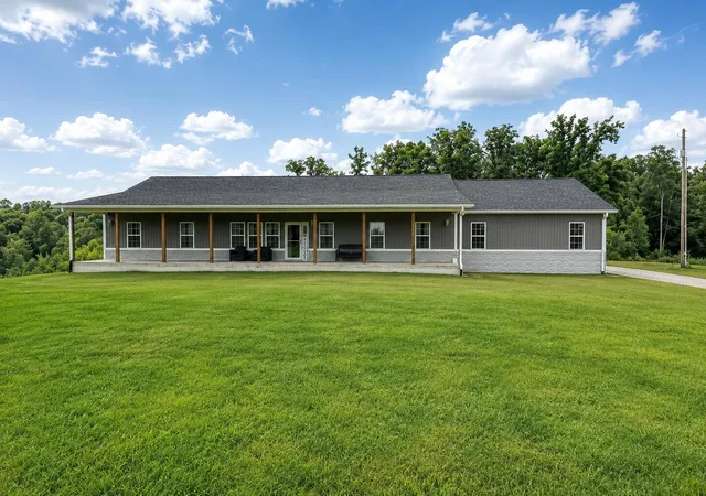 Photo 1 of Single family home for sale at 1431 High Moore Rd, London, KY 40741 | MLS# 26019910 | Listing updated on 2026-08-05