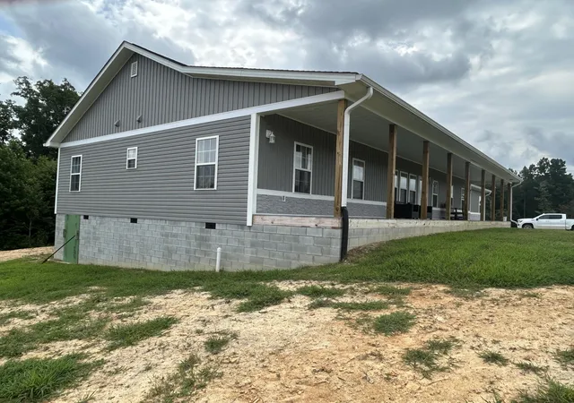 Photo 2 of Single family home for sale at 1431 High Moore Rd, London, KY 40741 | MLS# 26019910 | Listing updated on 2026-08-05