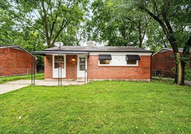 Photo 1 of Single family home for sale at 111 Willow St, Frankfort, KY 40601 | MLS# 26019924 | Listing updated on 2026-08-28