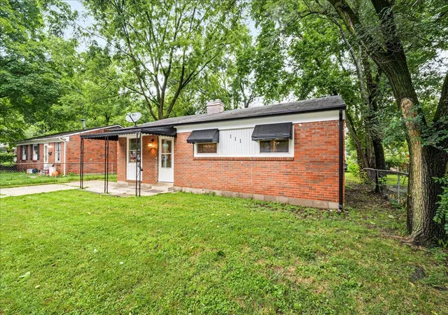 Photo 3 of Single family home for sale at 111 Willow St, Frankfort, KY 40601 | MLS# 26019924 | Listing updated on 2026-08-28