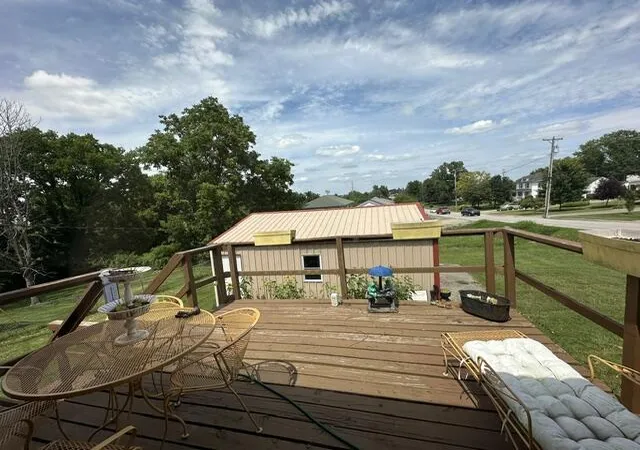 Photo 3 of Single family home for sale at 101 Ball St, Springfield, KY 40069 | MLS# 26019930 | Listing updated on 2026-08-21
