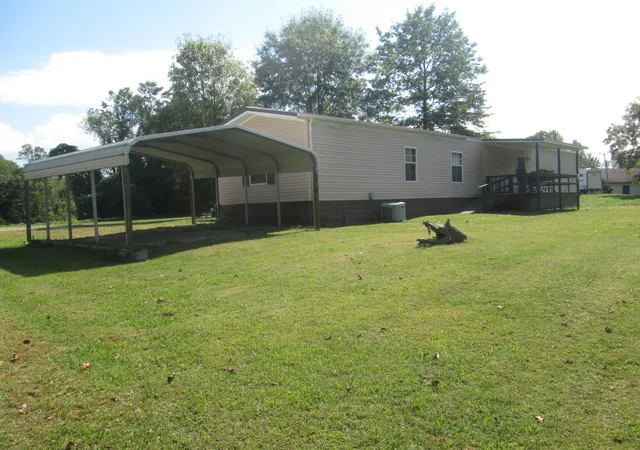 Photo 3 of Single family home for sale at 245 Goldbug Church Rd, Williamsburg, KY 40769 | MLS# 26019953 | Listing updated on 2026-09-01