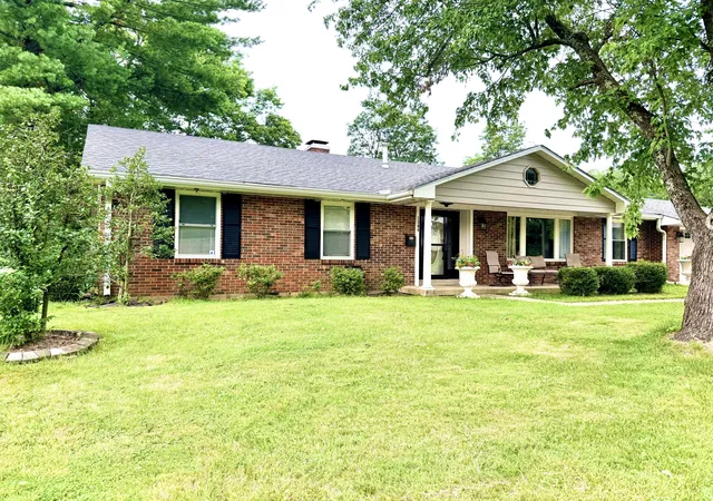 Photo 3 of Single family home for sale at 1304 Tanforan Dr, Lexington, KY 40517 | MLS# 26019979 | Listing updated on 2026-07-27