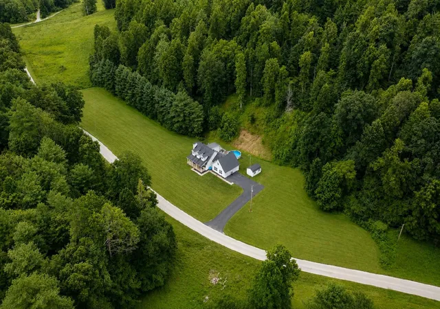 Photo 1 of Single family home for sale at 1560 Stamper Branch Rd, Hazel Green, KY 41332 | MLS# 26021241 | Listing updated on 2026-09-09
