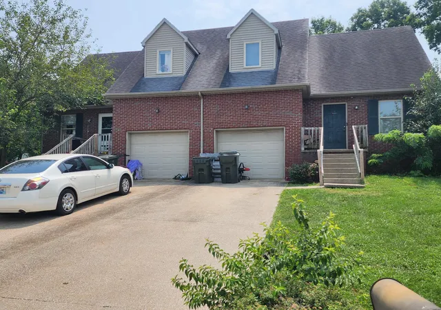 Photo 3 of Sale Pending at 236 238 Brookside Dr, Georgetown, KY 40324 | MLS# 26020006 | Listing updated on 2026-07-31