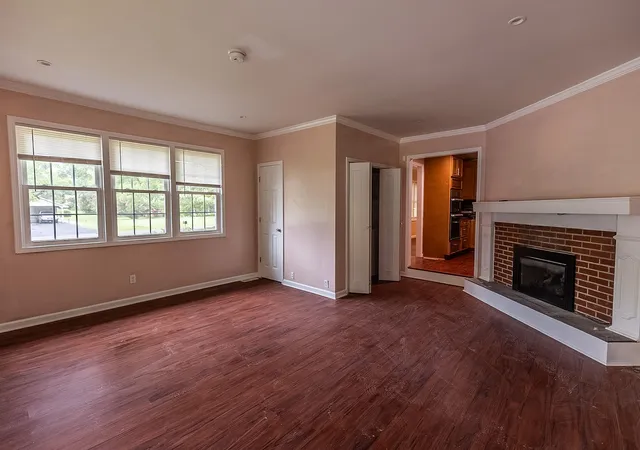 Photo 4 of Single family home for sale at 207 Marietta Dr, Hopkinsville, KY 42240 | MLS# 26019999 | Listing updated on 2026-08-03
