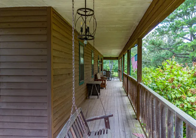 Photo 3 of Sale Pending at 740 Lebanon Church Rd, Paducah, KY 42003 | MLS# 26020087 | Listing updated on 2026-07-30