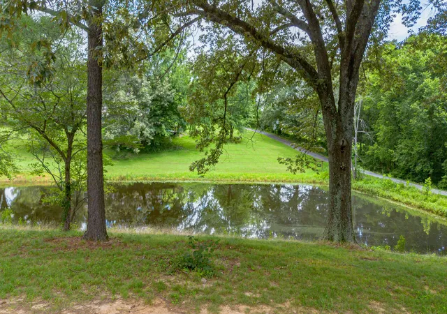 Photo 4 of Sale Pending at 740 Lebanon Church Rd, Paducah, KY 42003 | MLS# 26020087 | Listing updated on 2026-07-30
