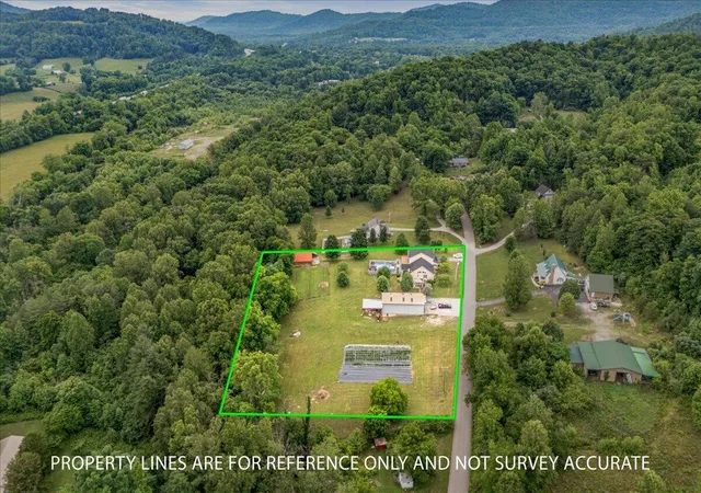 Photo 4 of House for sale at 6985 Old Mountain Ash Pike, Williamsburg, KY 40769 | MLS# 26020000 | Listing updated on 2026-08-09