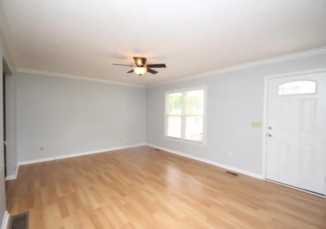 Photo 3 of Single family home for sale at 1037 David Dr, Lawrenceburg, KY 40342 | MLS# 26020091 | Listing updated on 2026-10-05