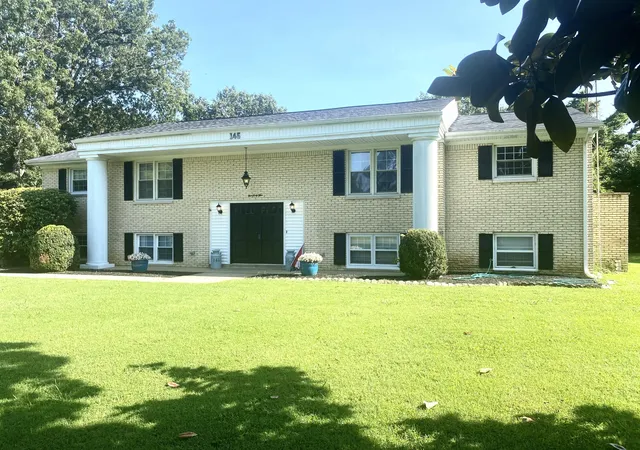 Photo 1 of Sale Pending at 145 Hillmont Dr, Paducah, KY 42003 | MLS# 26021025 | Listing updated on 2026-09-11