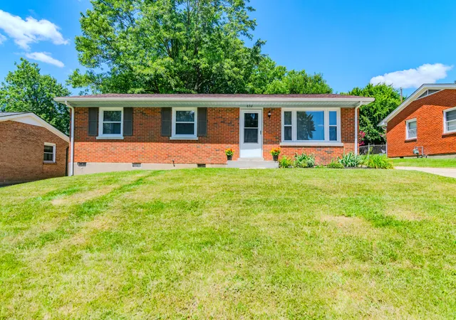 Photo 2 of Single family home for sale at 632 Waldo Way, Lexington, KY 40505 | MLS# 26020348 | Listing updated on 2026-09-09