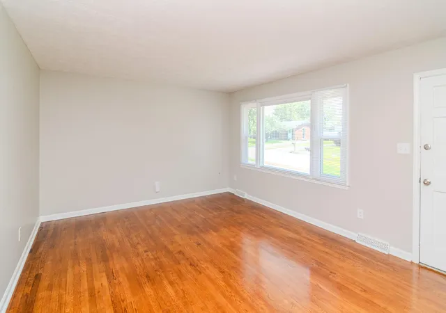 Photo 3 of Single family home for sale at 632 Waldo Way, Lexington, KY 40505 | MLS# 26020348 | Listing updated on 2026-09-09
