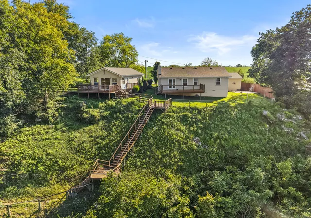 Photo 4 of Single family home for sale at 549 Ashley Camp Rd, Harrodsburg, KY 40330 | MLS# 26021013 | Listing updated on 2026-09-27
