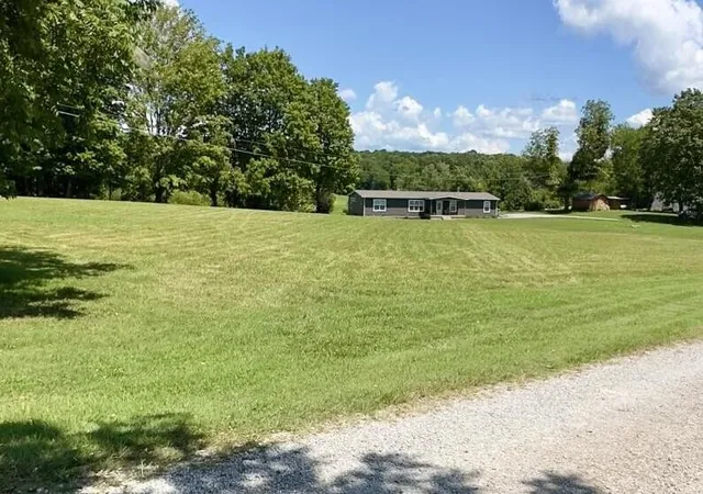 Photo 1 of Single family home for sale at 7120 N Hwy 127 B, Albany, KY 42602 | MLS# 26020033 | Listing updated on 2026-09-15
