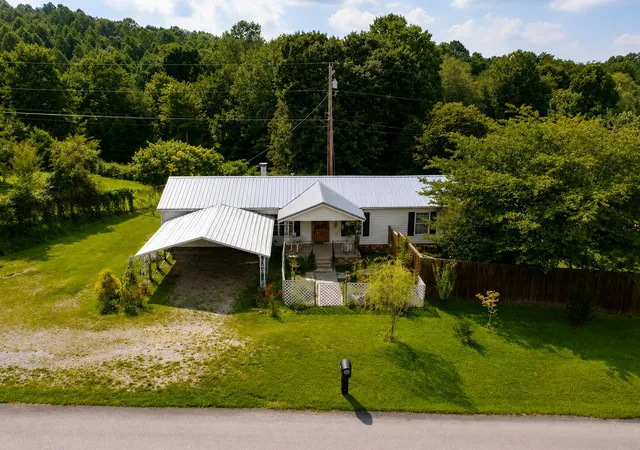 Photo 1 of Single family home for sale at 631 Adams Rd, Corbin, KY 40701 | MLS# 26020665 | Listing updated on 2026-08-09