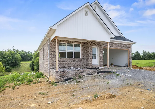 Photo 3 of Single family home for sale at 108 Dawn Ct, Richmond, KY 40475 | MLS# 26020085 | Listing updated on 2026-09-14